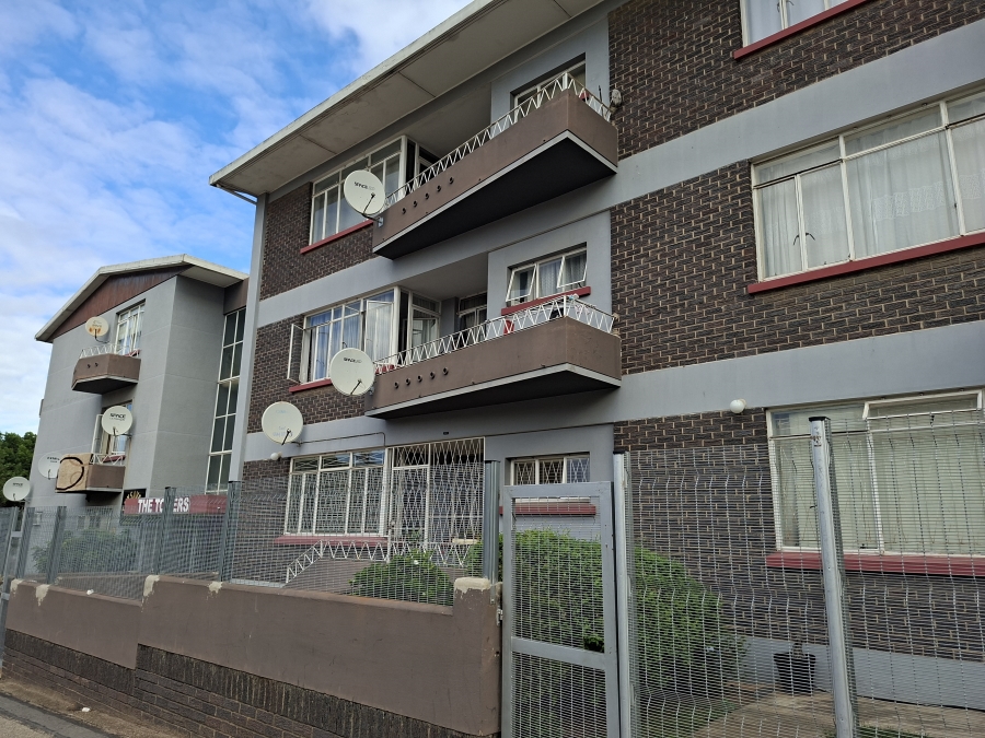2 Bedroom Property for Sale in Uitenhage Central Eastern Cape